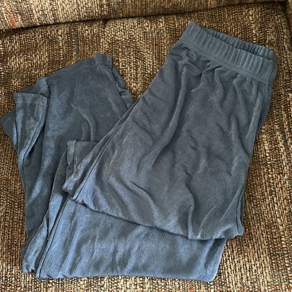 Blue flowy pants - Picture 3 of 3